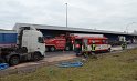 LKW umgestuerzt Niehler Hafen P184